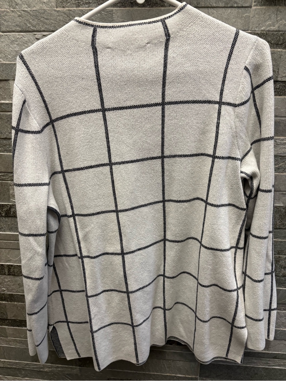 White Grid-Pattern Knit Sweater - Picture 2 of 3